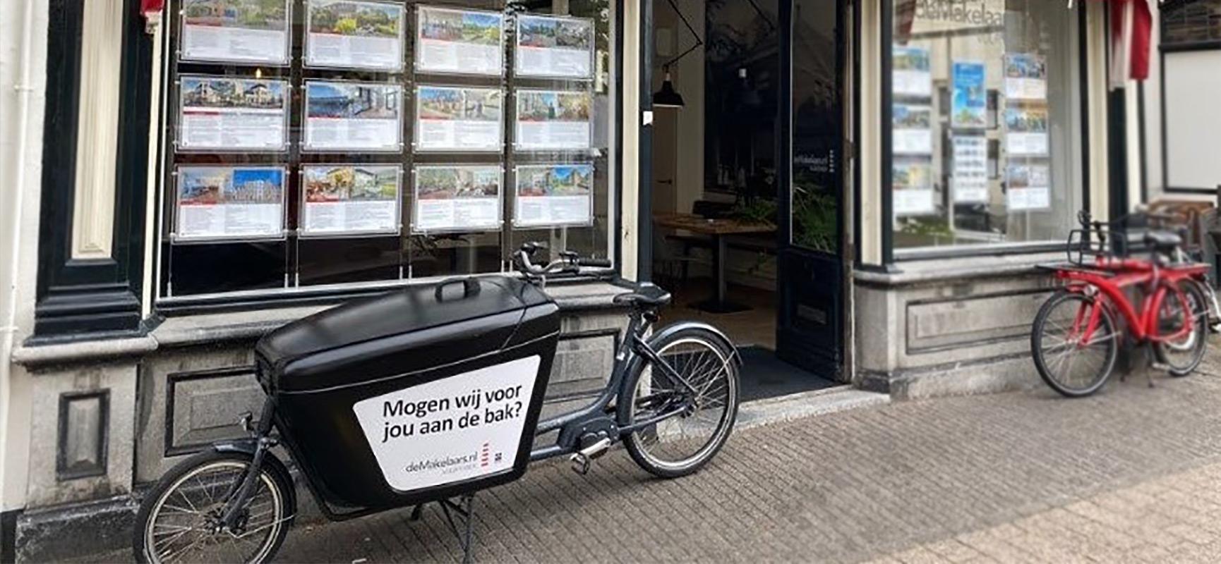 Vuurtoren | deMakelaars.nl en hun Babboe Pro bakfiets